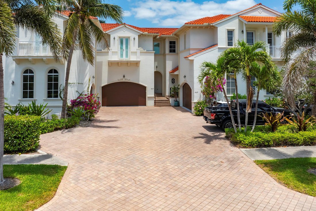 Naples, Florida, United States 2 - 15573159