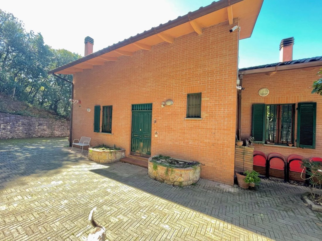 Villa in Madonna Alta - Ferro di Cavallo, Perugia, Umbria 2 - 15563718