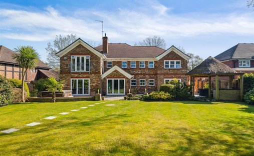 House in Locksbottom, Bromley, England 1