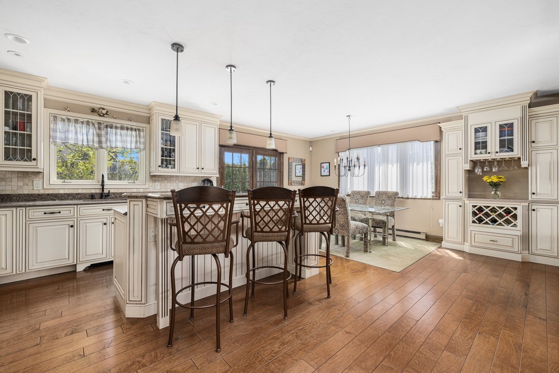 House in Middletown, Rhode Island, United States 3 - 15576860