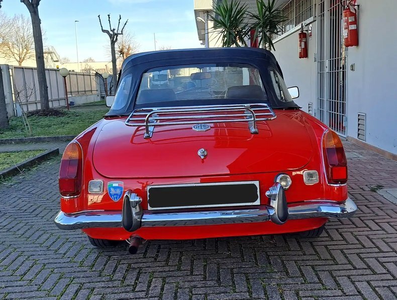 Cabriolet in Glendale, United States 4 - 15572430