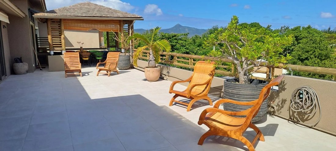 Apartment in Grande Riviere Noire, Rivière Noire District, Mauritius 4 - 15228345