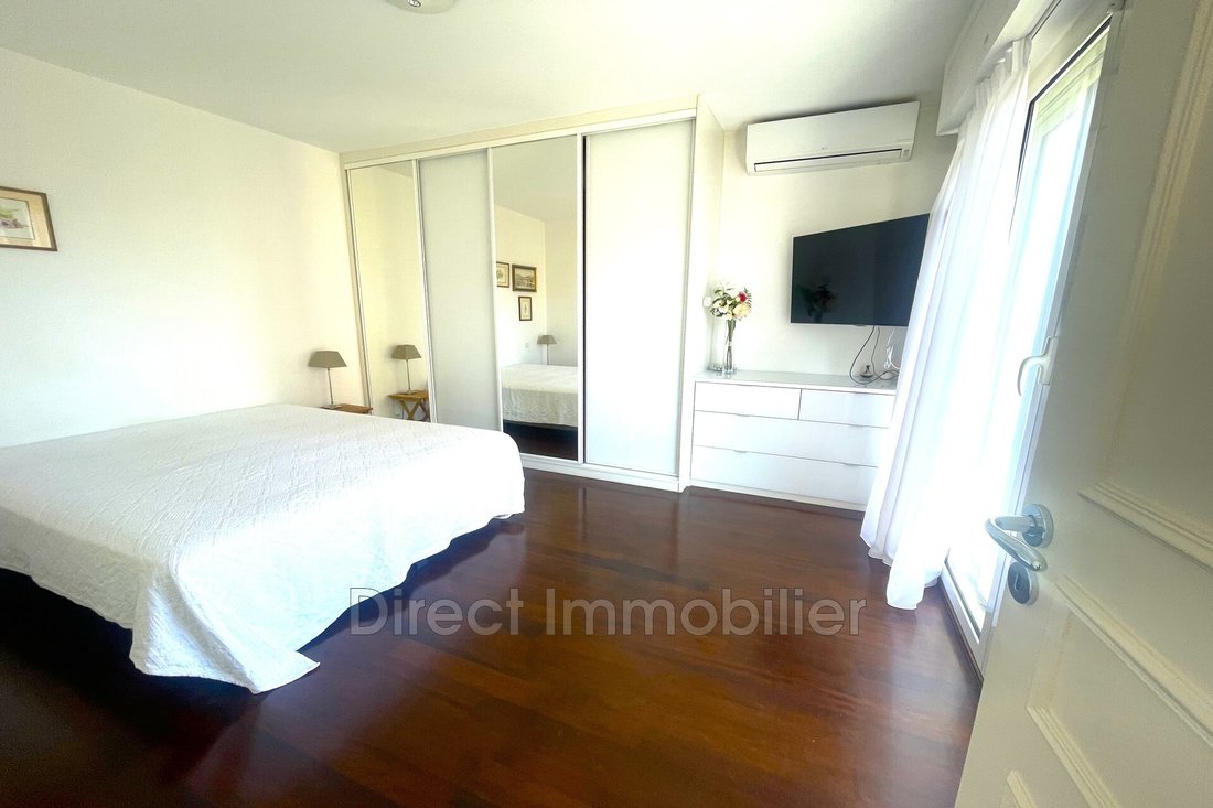 Apartment in Place de Gaulle, Antibes, France 5 - 15566628