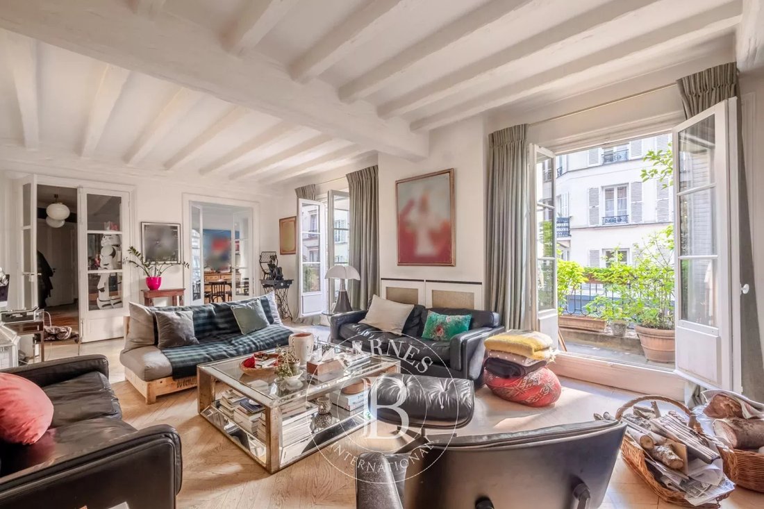 Apartment in Gros Caillou, Paris 7e Arrondissement, Paris 3 - 15573439