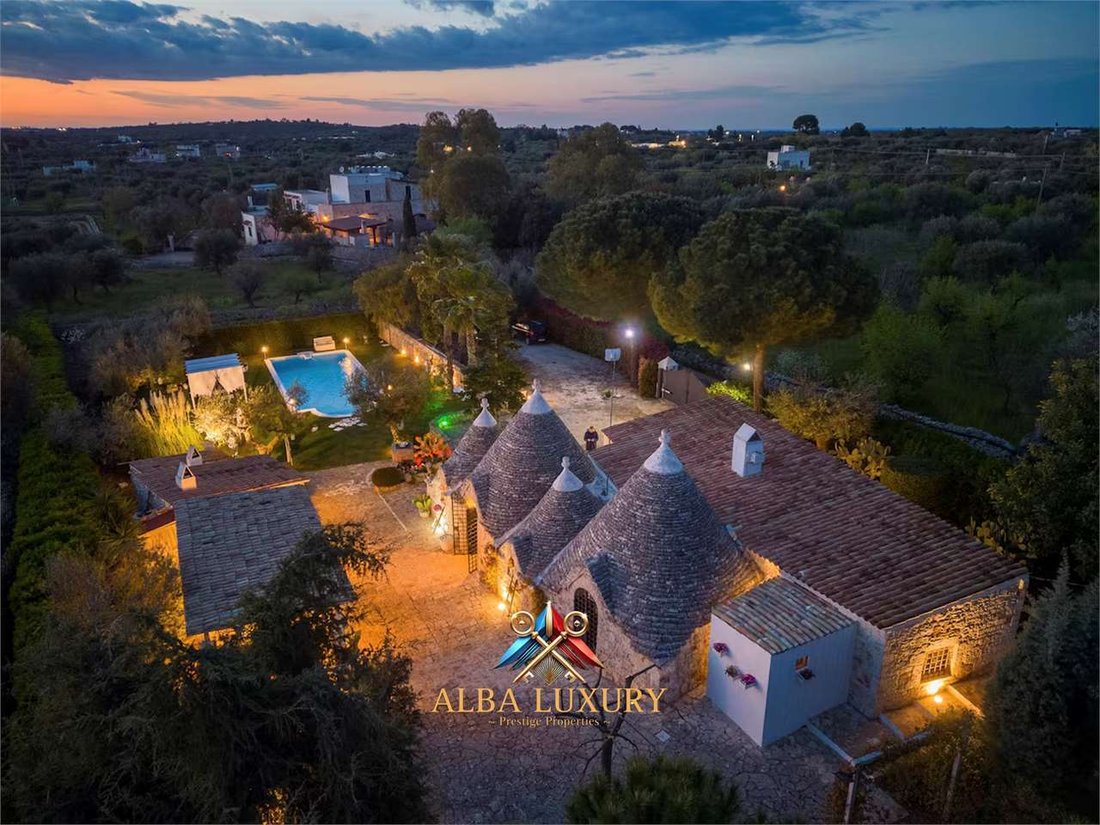 Villa en Castellana Grotte, Apulia, Italia 2 - 15565103