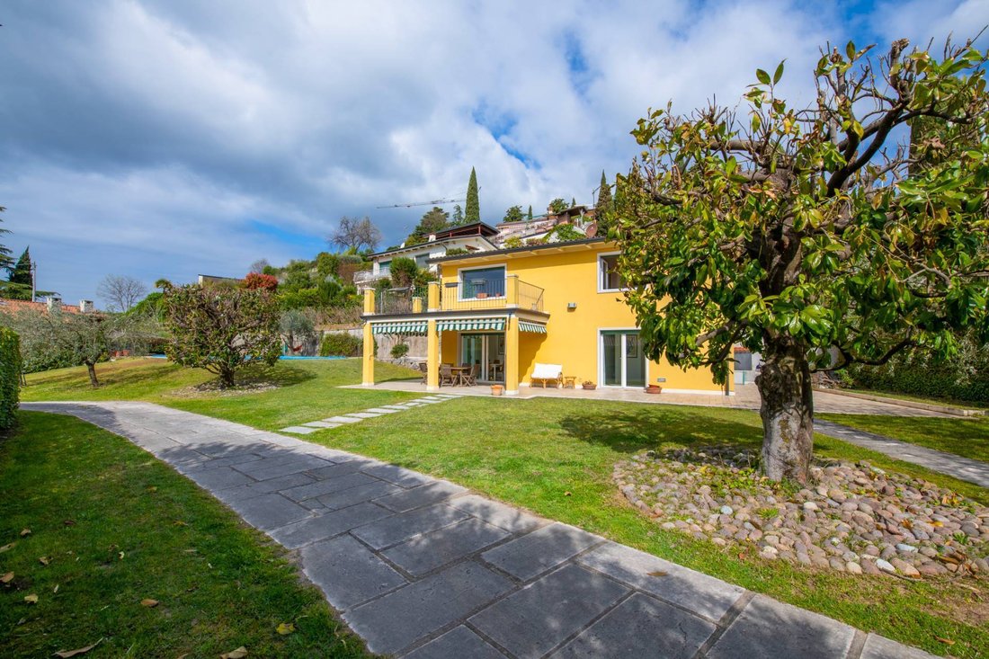 Villa à Costermano sul Garda, Vénétie, Italie 1 - 15576258