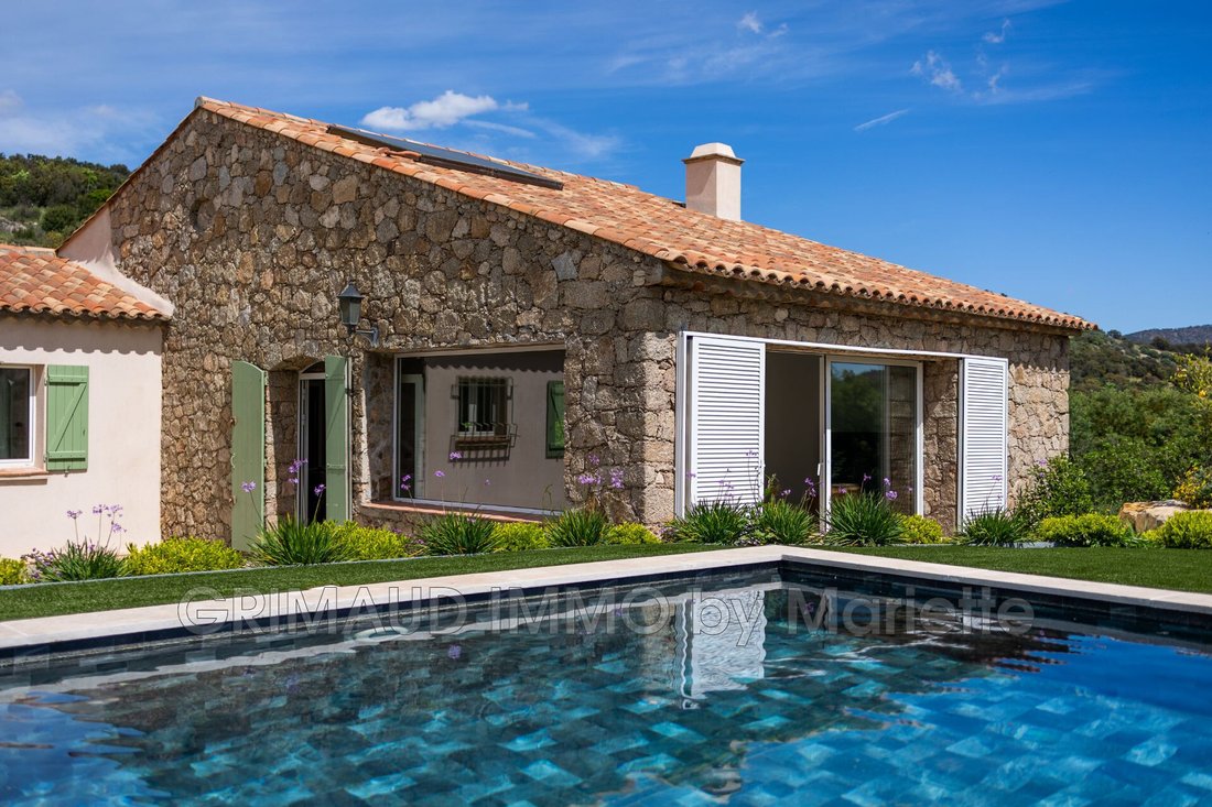 Villa in Le Plan-de-la-Tour, Provence-Alpes-Côte d'Azur, France 4 - 13835457