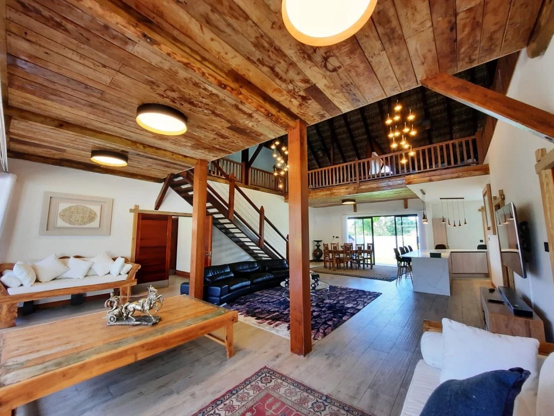 Villa in Grand Baie, Rivière du Rempart District, Mauritius 4 - 15228361