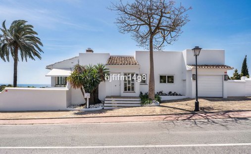Villa in Nueva Andalucía, Marbella, Spanien 1