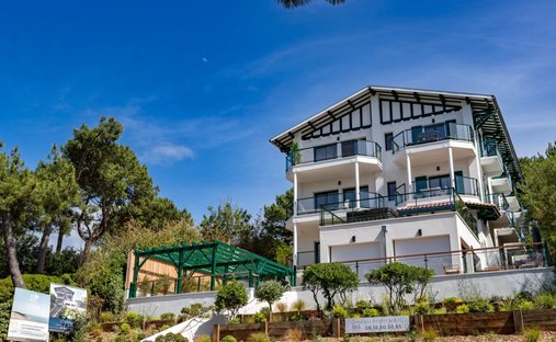 Apartment in Aiguillon-Port, La Teste-de-Buch, France 1