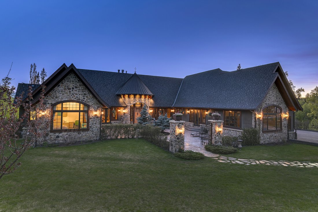 House in Foothills No. 31, Alberta, Canada 2 - 15571130