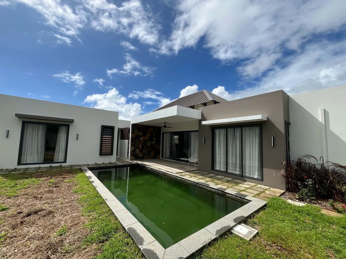 Villa in Cap Malheureux, Rivière du Rempart District, Mauritius 1 - 15309590