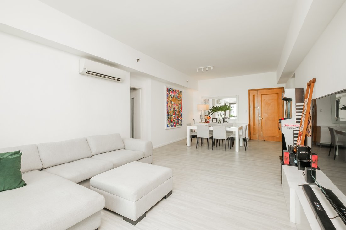 Condo in Makati, Metro Manila, Philippines 4 - 15573210