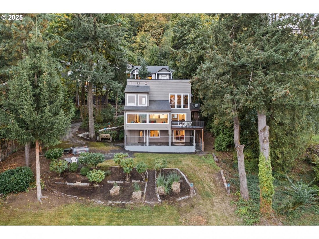 House in Lake Oswego, Oregon, United States 4 - 15571425