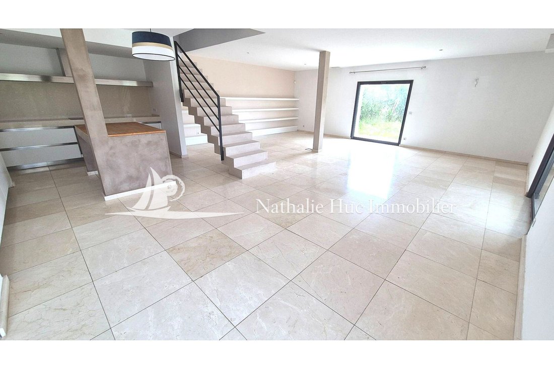 Villa in Haut Vernet-Moyen Vernet, Perpignan, France 2 - 15566630