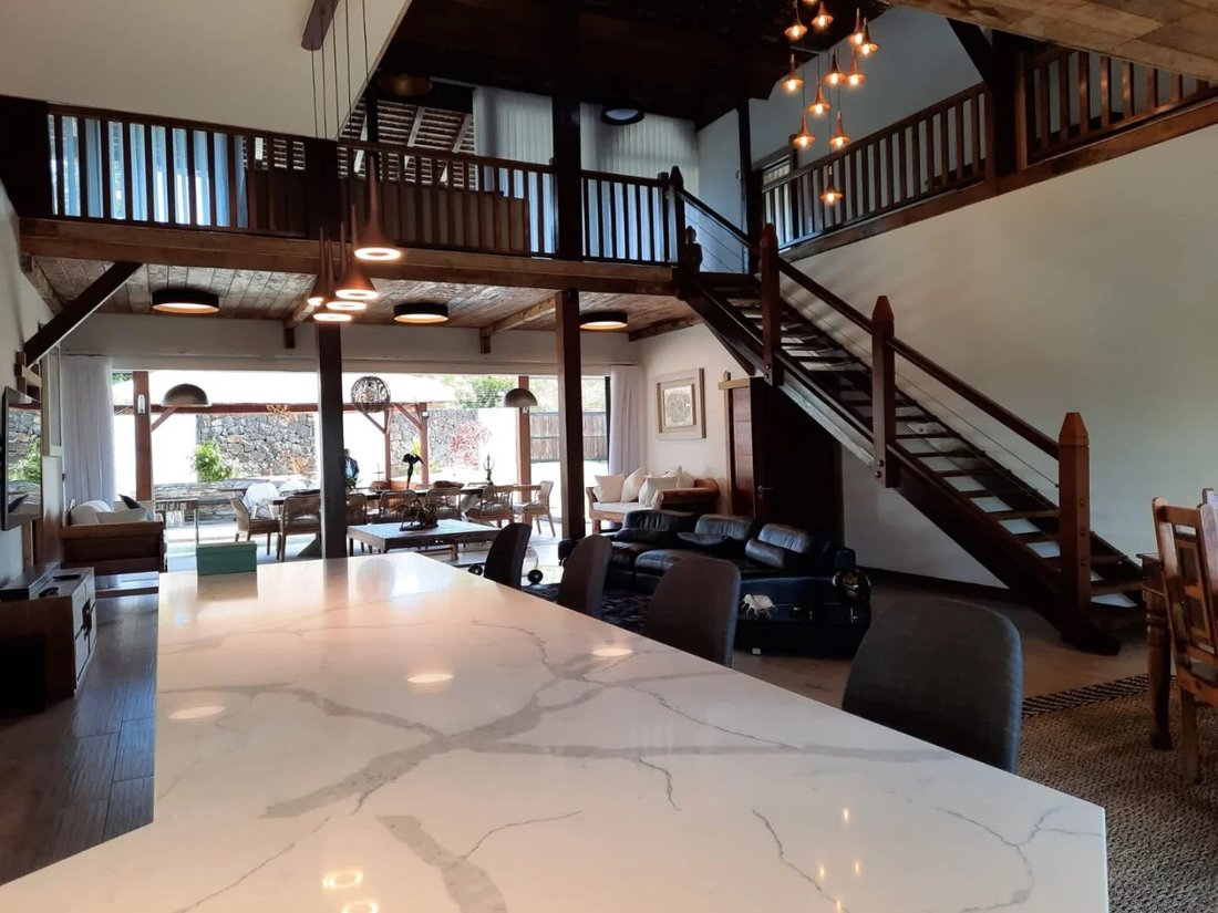 Villa in Grand Baie, Rivière du Rempart District, Mauritius 3 - 15228361