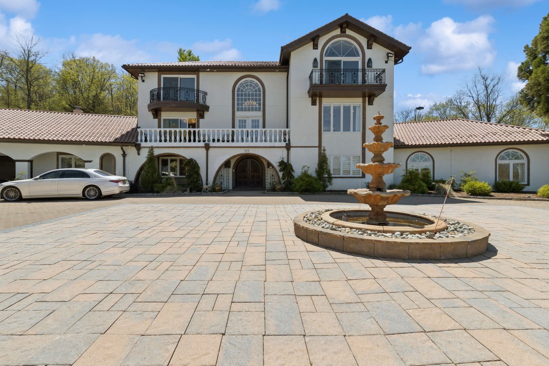 House in Franklin Lakes, New Jersey, United States 3 - 15569981