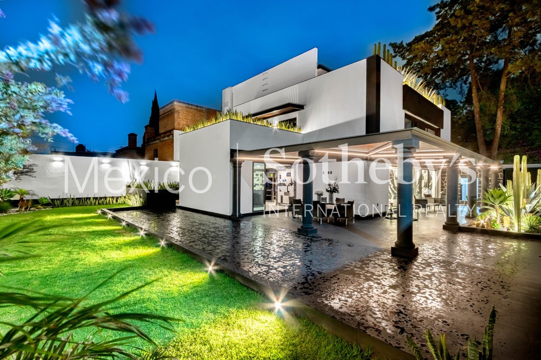 House in Mexico City, Mexico 2 - 15563413