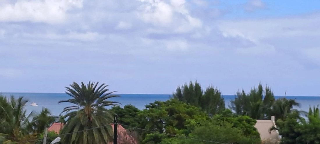 Apartment in Grande Riviere Noire, Rivière Noire District, Mauritius 2 - 15228345