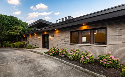 House in New York, New York, United States 1