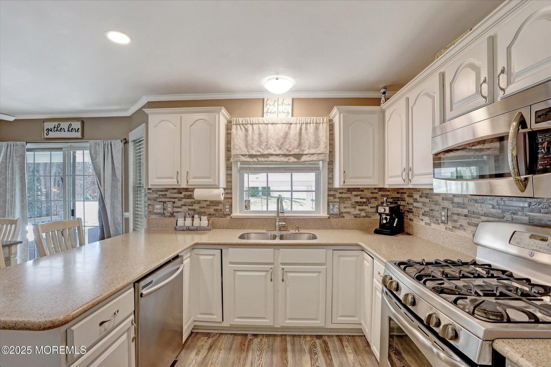 House in Jackson Township, New Jersey, United States 4 - 15575428