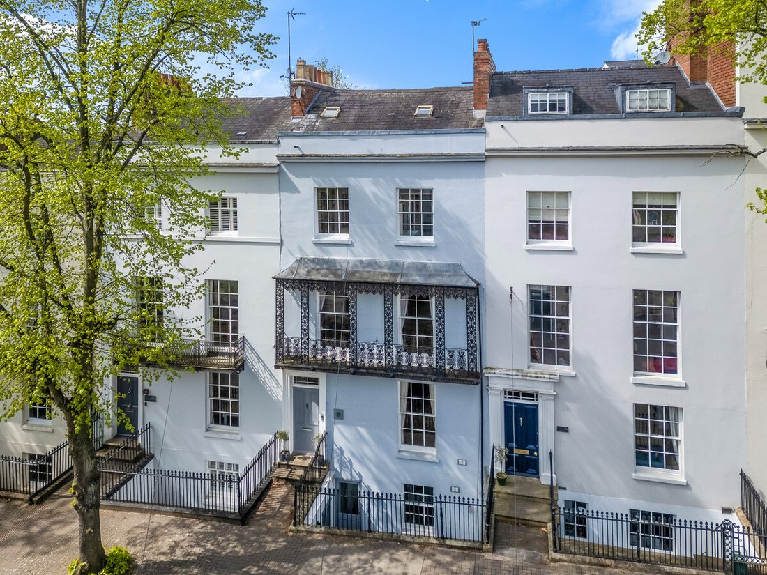 House in Leamington Spa, England 2 - 15575931