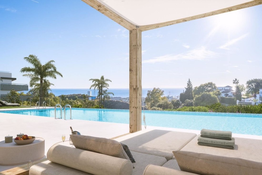 Apartment in Marbella, Andalusia, Spain 3 - 15564058