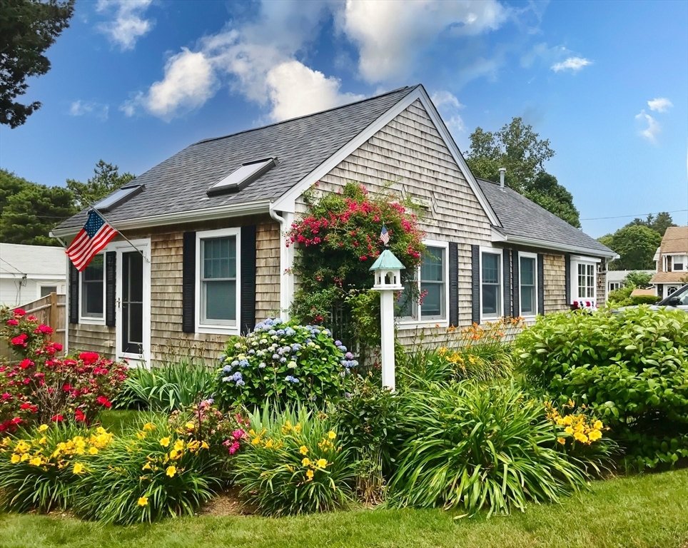 House in Bourne, Massachusetts, United States 1 - 15571988