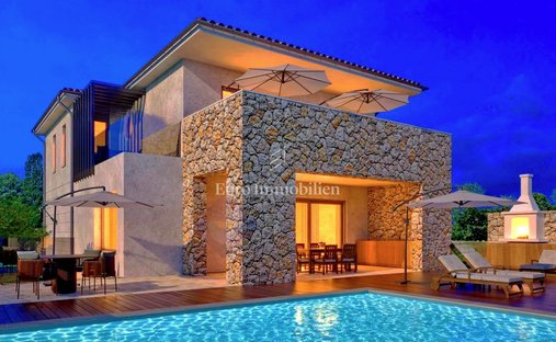 House in Malinska, Primorje-Gorski Kotar County, Croatia 1