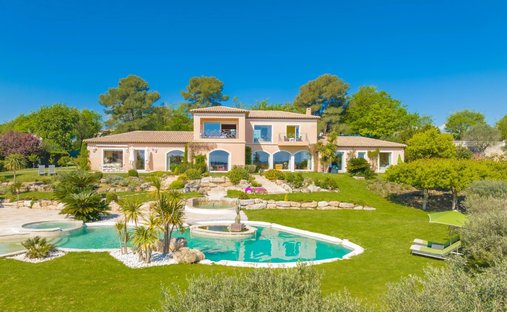 Villa in Les Indes les-Groulles, Mouans-Sartoux, France 1