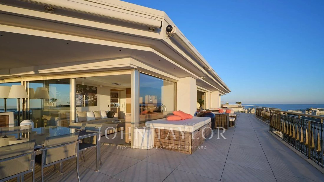 Apartment in Cannes, Provence-Alpes-Côte d'Azur, France 4 - 15573492