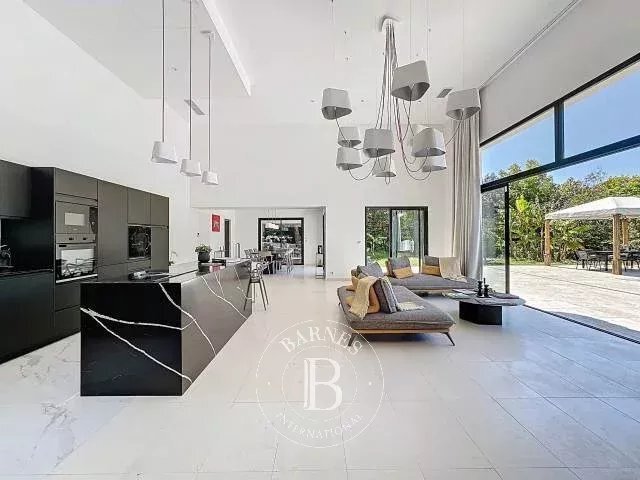 Villa in Sud, Roquefort-les-Pins, France 5 - 15574918