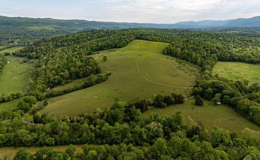 Tenessee Ranches Luxury farm ranches for sale in Pikeville, Tennessee | JamesEdition