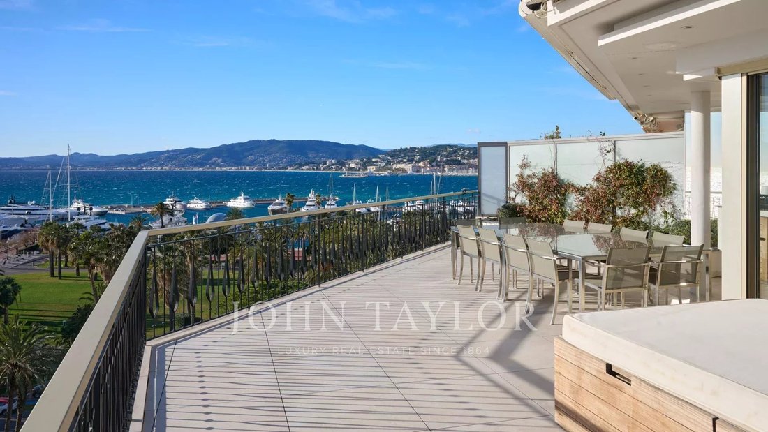 Apartment in Cannes, Provence-Alpes-Côte d'Azur, France 2 - 15573492