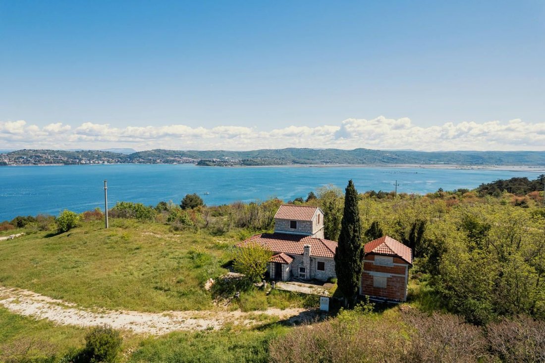 Villa in Crveni Vrh, Istria County, Croatia 3 - 15563156