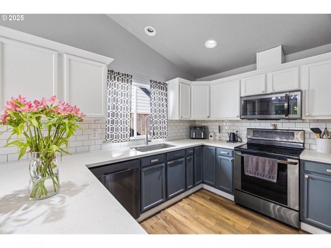 House in Hillsboro, Oregon, United States 5 - 15565483