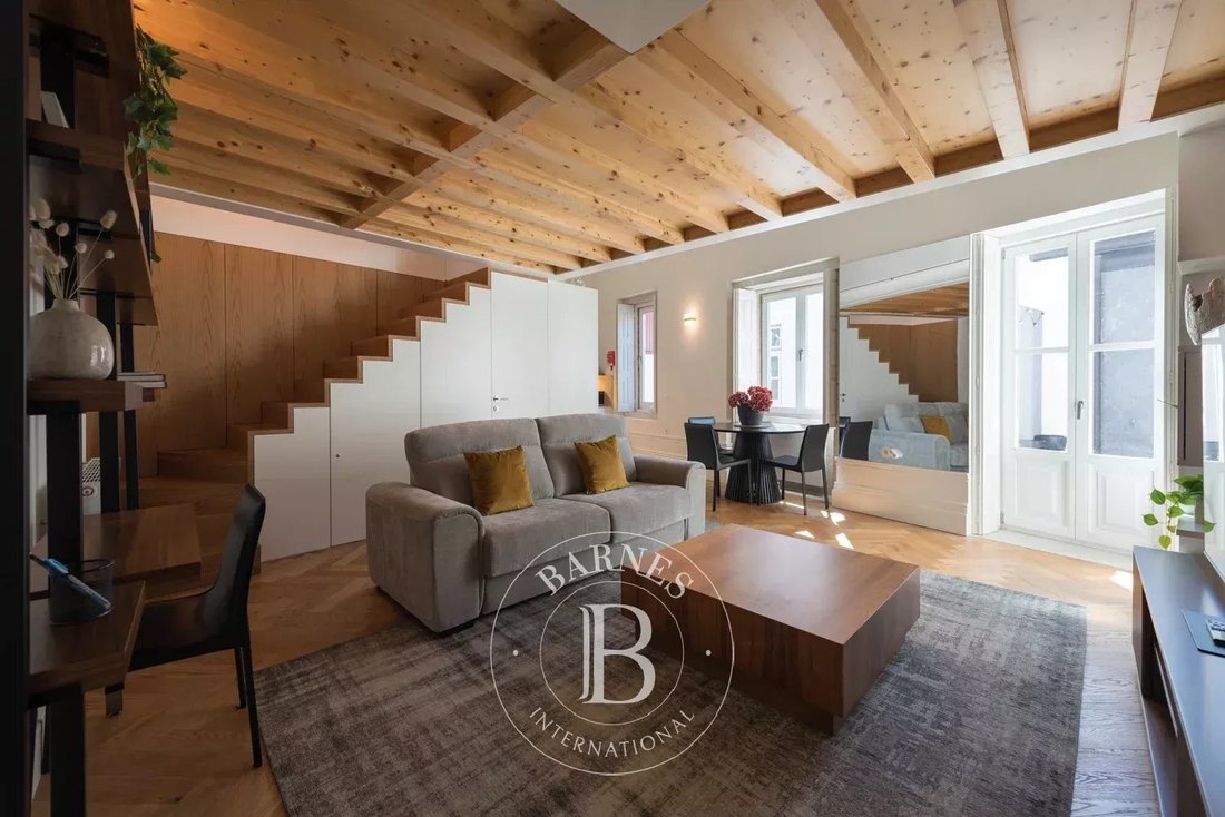 Apartment in Cedofeita, Santo Ildefonso, Se, Miragaia, Sao Nicolau e Vitoria, Porto District, Portugal 1 - 15574034