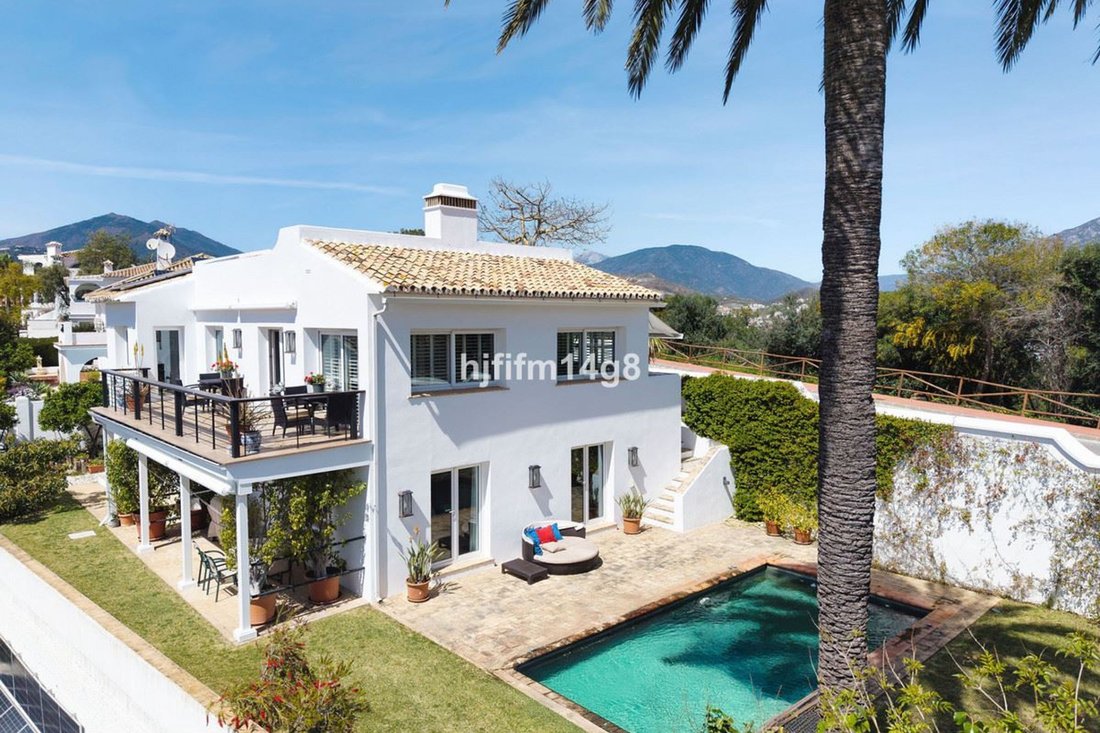 Villa in Nueva Andalucia, Marbella, Spain 3 - 15564071