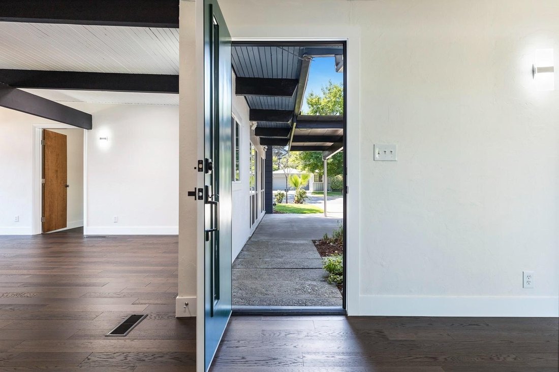 House in Fresno, California, United States 3 - 15573072