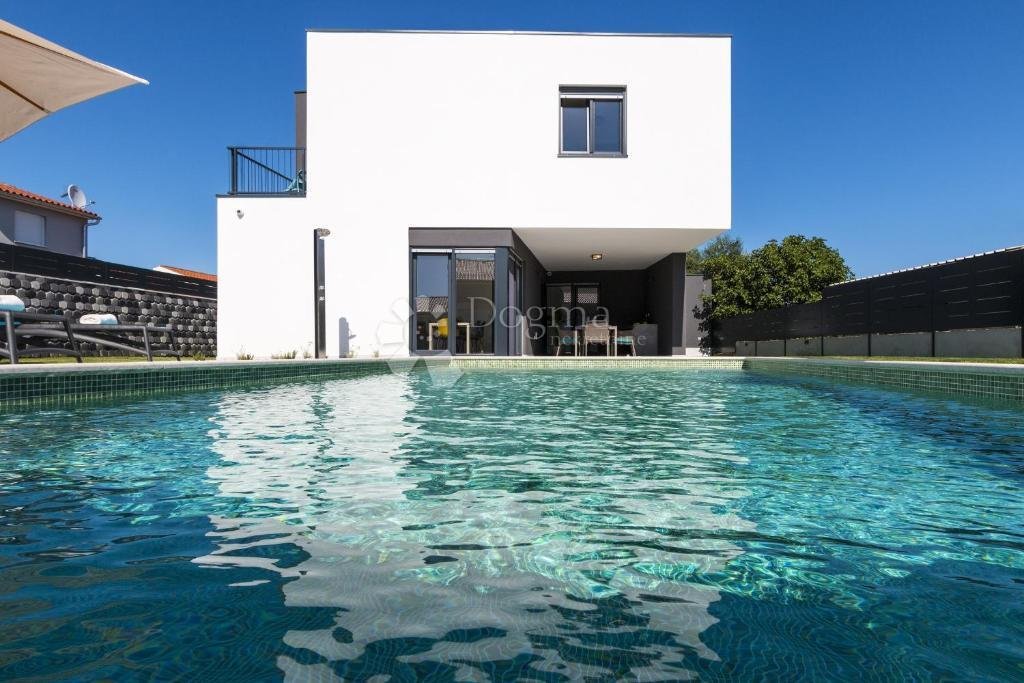 House in Mjesni odbor Busoler, Grad Pula, Istria County 1 - 15576096