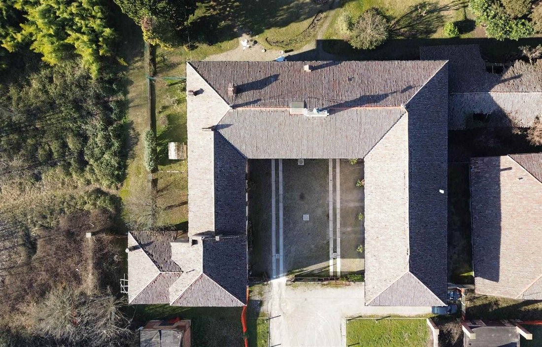 Villa in Zibido San Giacomo, Lombardy, Italy 3 - 12616975