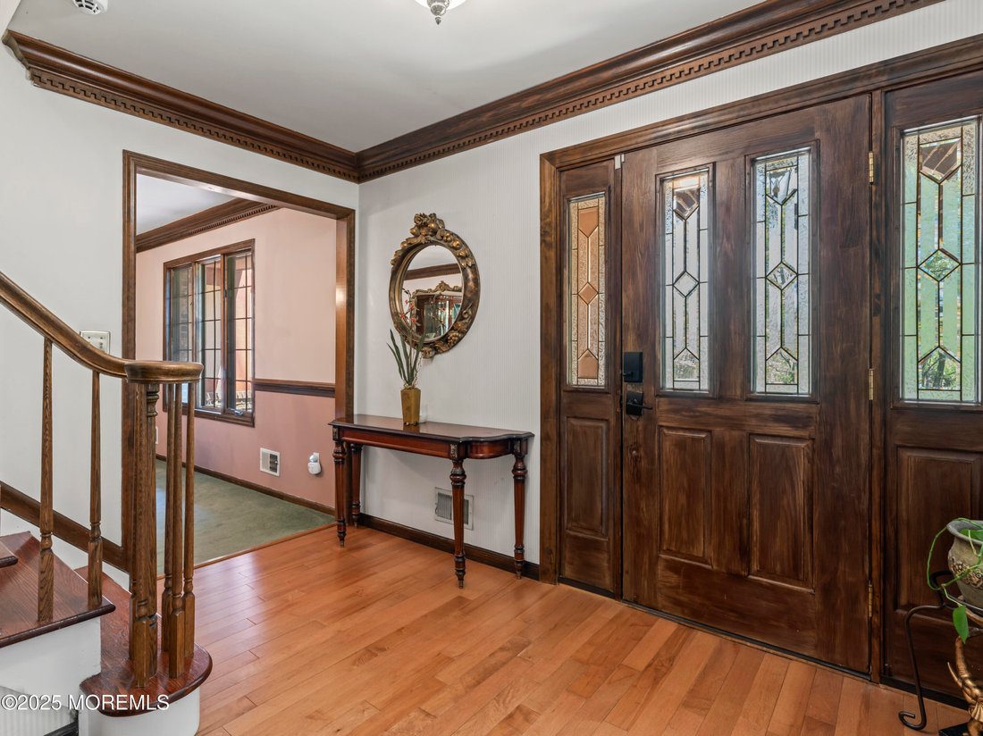 House in Marlboro Township, New Jersey, United States 3 - 15569257