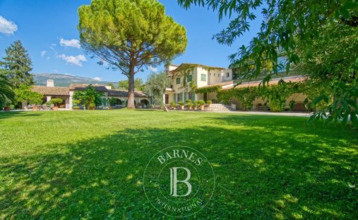 House in Grasse, Provence-Alpes-Côte d'Azur, France 1