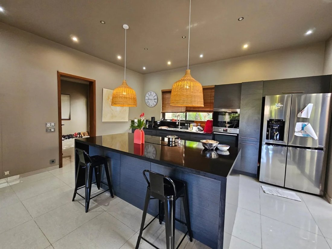 Villa in Grand Baie, Rivière du Rempart District, Mauritius 3 - 15228375