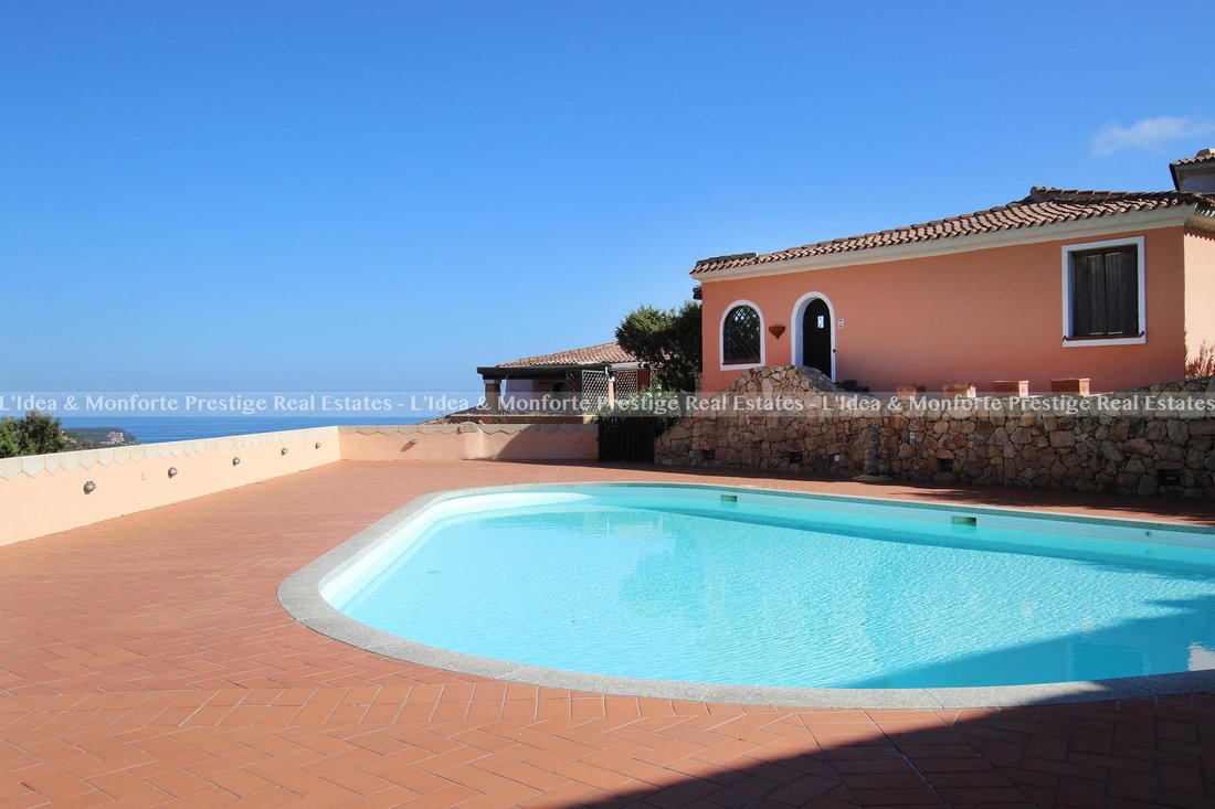 Apartment in Area Arzachena Paese, Arzachena, Sardinia 1 - 15535481