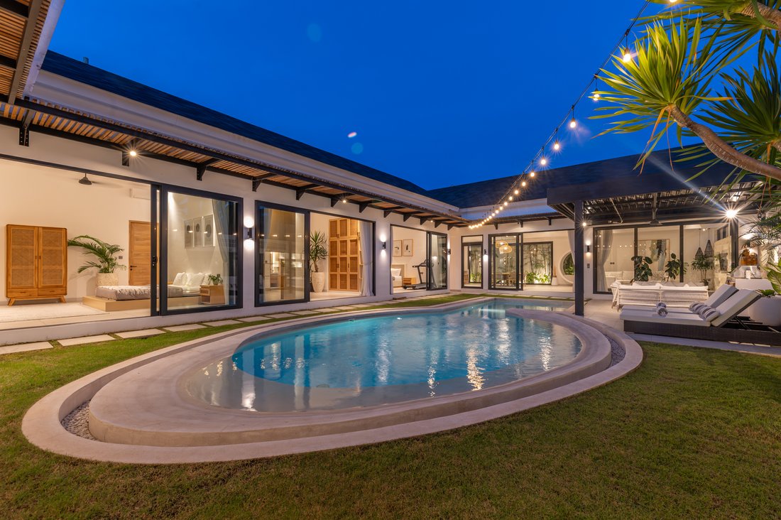Villa in Mengwi, Bali, Indonesia 3 - 15569560