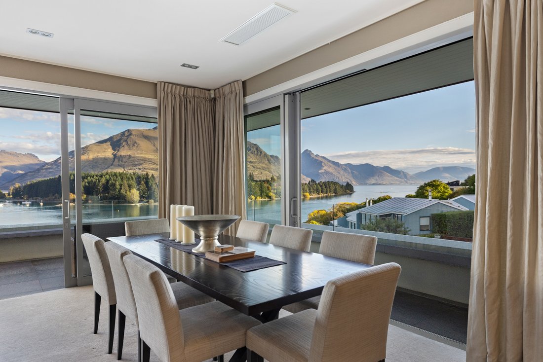 House in Queenstown, Otago, New Zealand 5 - 15566209