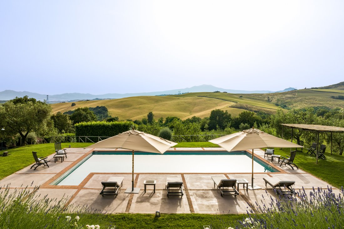 Villa in San Casciano dei Bagni, Tuscany, Italy 4 - 15573221