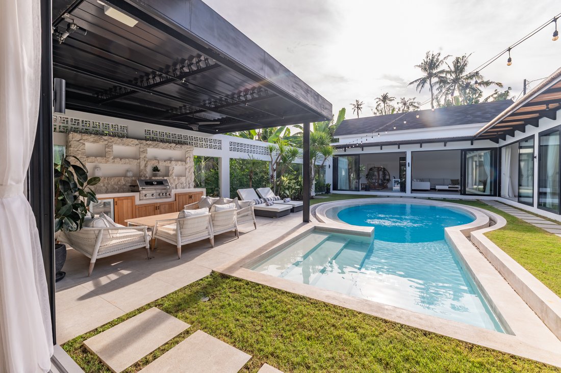 Villa in Mengwi, Bali, Indonesia 5 - 15569560