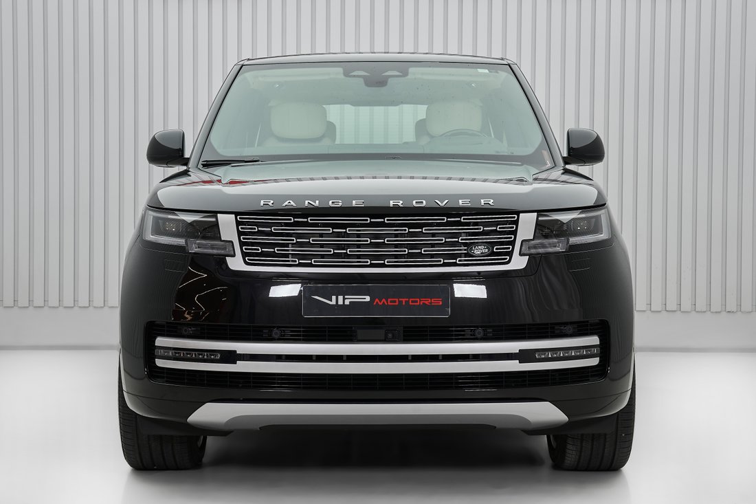 Suv in Dubai, Dubai, United Arab Emirates 2 - 15574429